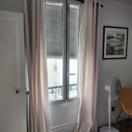 Apartment Pic De Notre Dame, Charming Paris
