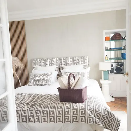 Pic De Notre Dame, Charming Apartment Paris